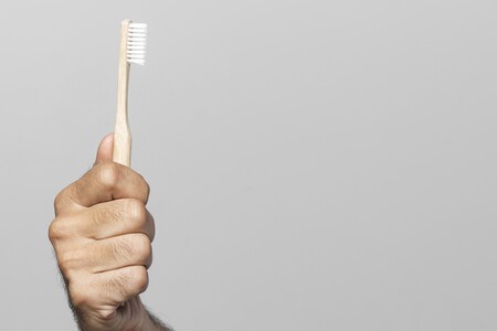 Cepillo De Dientes De Explotacion De Mano De Primer Plano
