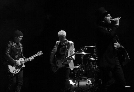 u2