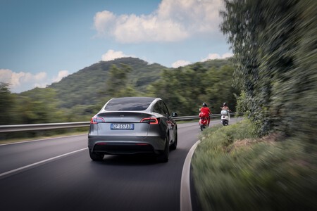 Model Y Tesla