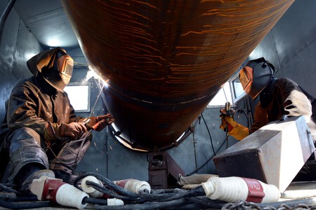 Worker 4304178 1920