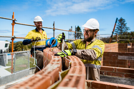 Trajadores De Construccion