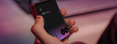 Motorola tiene una función de IA como de ciencia ficción. Se da cuenta cuando ves el celular y le puedes hablar