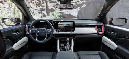 Gmc Canyon At4x 06 Interior