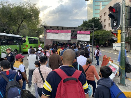Paradero Temporal Por Los Trabajos De Modernizacion De La Linea 1 Del Metro De La Ciudad De Mexico