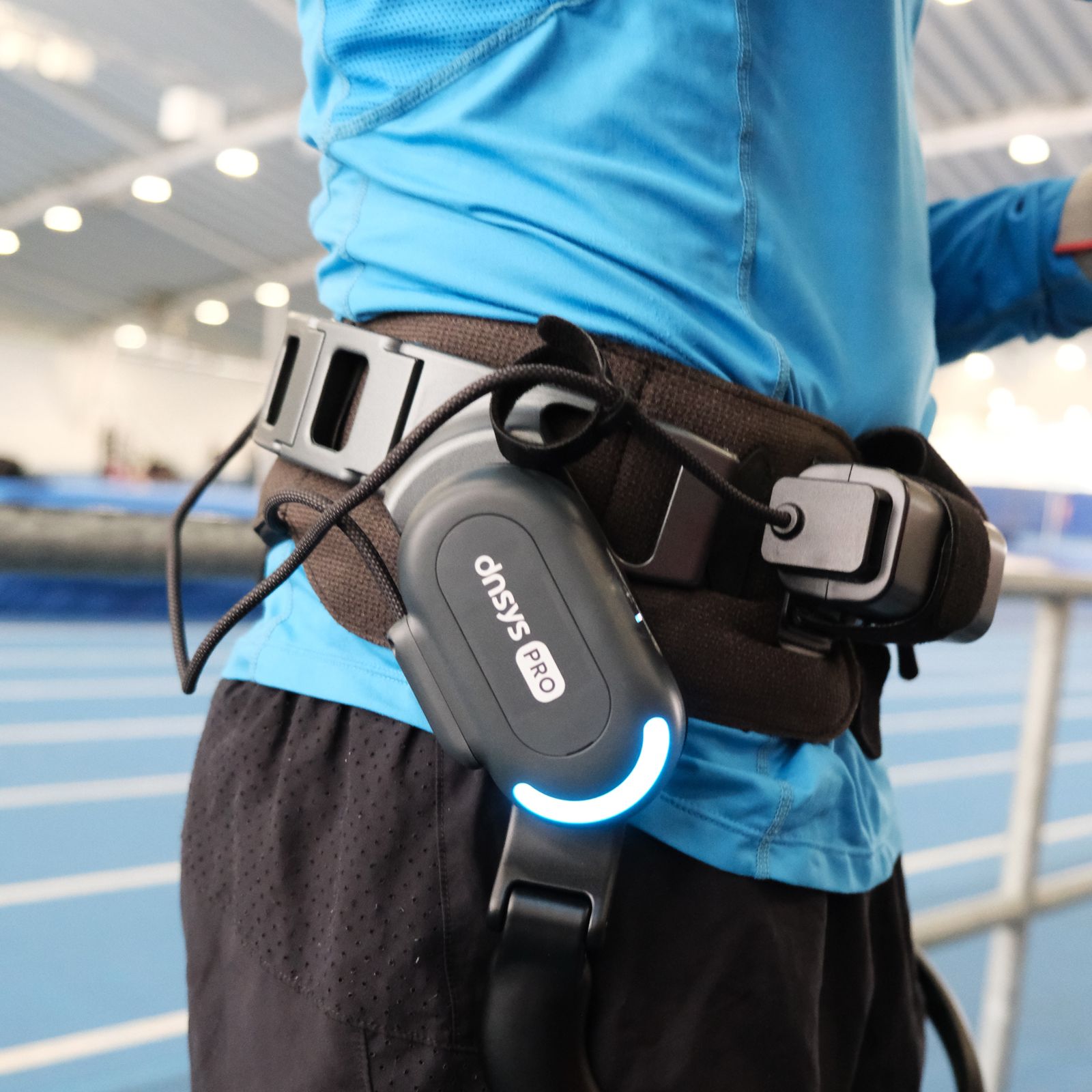 ... los cables expuestos del Dnsys.