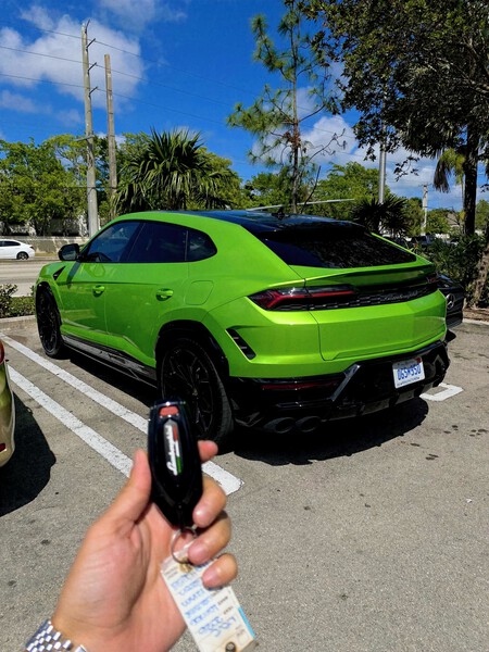 Lamborghini Urus Se Prueba Manejo Miami