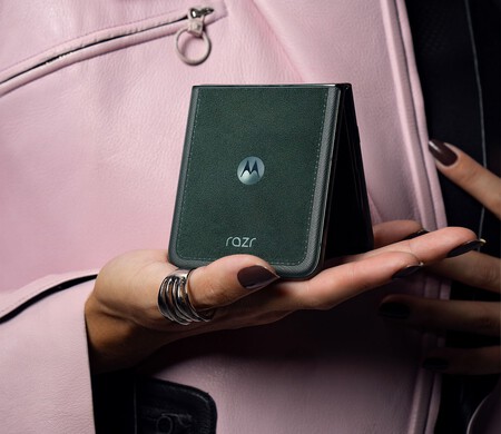 Moto Razr 60 Ultra Design Cmf 1 D Sgdufxz4