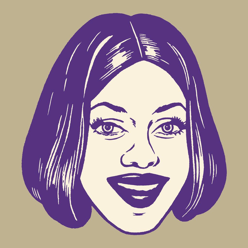 Mujer con el pelo corto sonriendo.