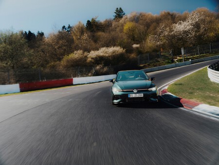 Nurburgring Traccion Delantera Mas Rapido