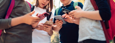 México empieza a cerrar la puerta a los celulares en escuelas: Morelos apuesta por menos pantallas, aunque la evidencia no es concluyente