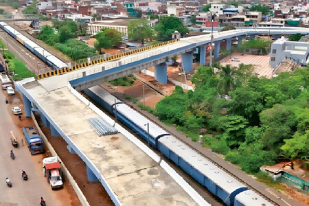 Puente Con Curva Cerrada