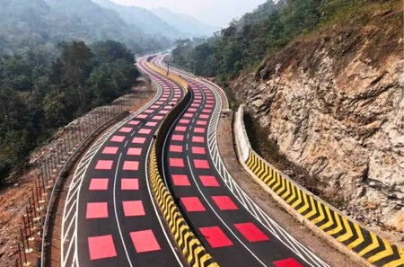 India Pinta De Rojo Carreteras Naturales Porque Explicado