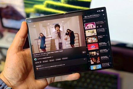 Samsung Galaxy Z Fold 8 Como Se Ven Apps Videos Youtube