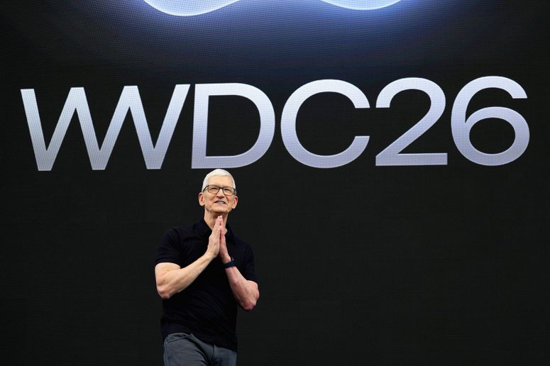 Tim Cook, director ejecutivo de Apple Inc., durante la Conferencia Mundial de Desarrolladores de Apple (WWDC) en el campus de Apple Park en Cupertino, California, EE UU, el lunes 8 de junio de 2026.